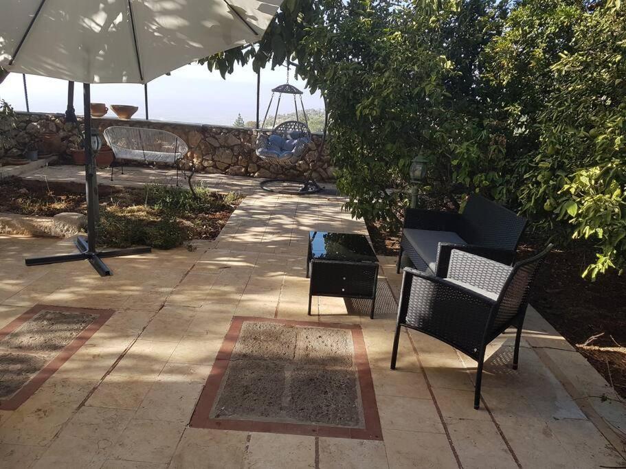 צפת Relaxed Garden Apartment With Galilee Sea View 1 מראה חיצוני תמונה